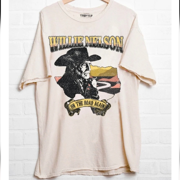 Willie Nelson Liv Goods Tops - Willie Nelson "On the Road Again" Graphic Band Tee Official licensed 100% Cotton